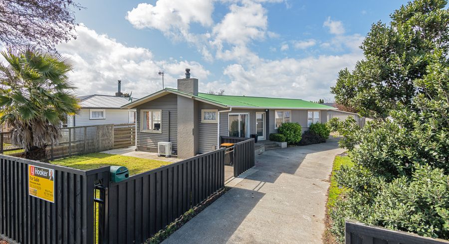  at 22 Rhodes Drive, Kelvin Grove, Palmerston North