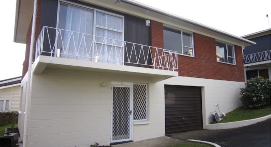  at 2/29 Owairaka Avenue, Owairaka, Auckland