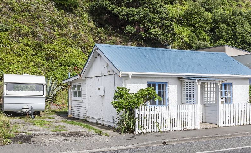  at 171 Breaker Bay Road, Breaker Bay, Wellington
