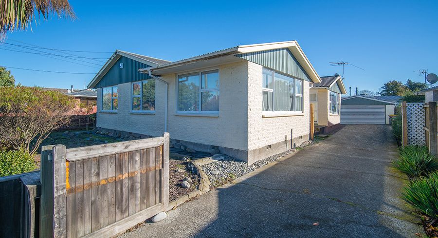  at 27 Dunster Street, Burnside, Christchurch
