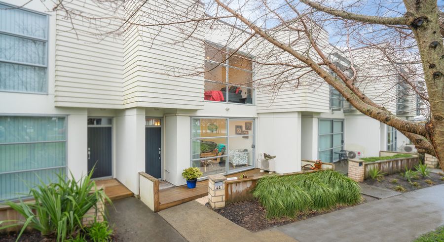  at 42 Kauri Drive, Takanini, Auckland