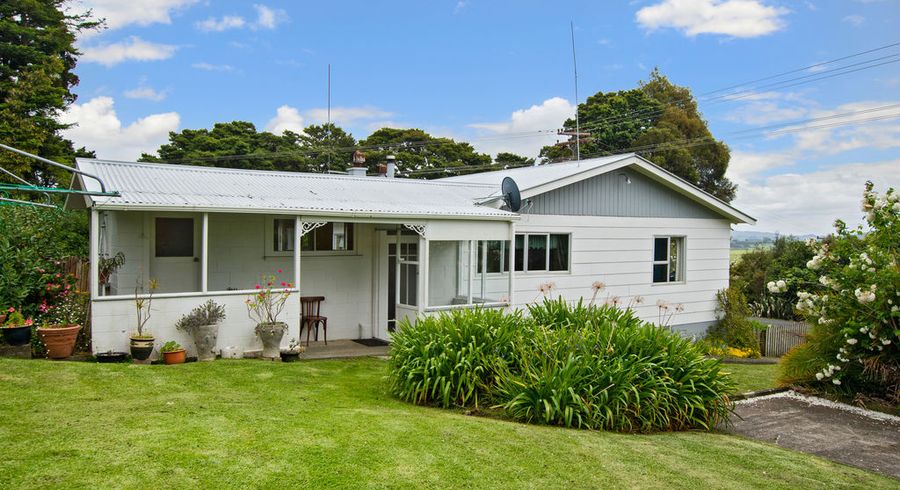  at 400 Crane Road, Kamo
