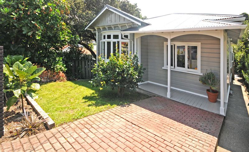  at 20 Mersey Street, Island Bay, Wellington