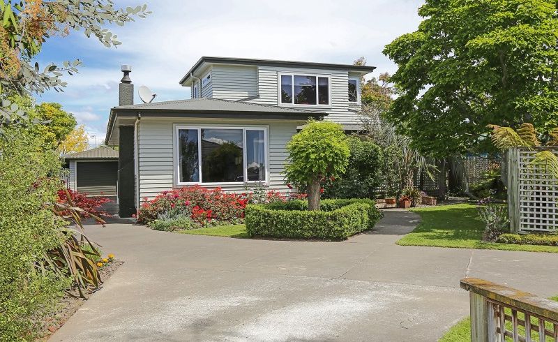  at 2 Cambridge Terrace, Taradale, Napier