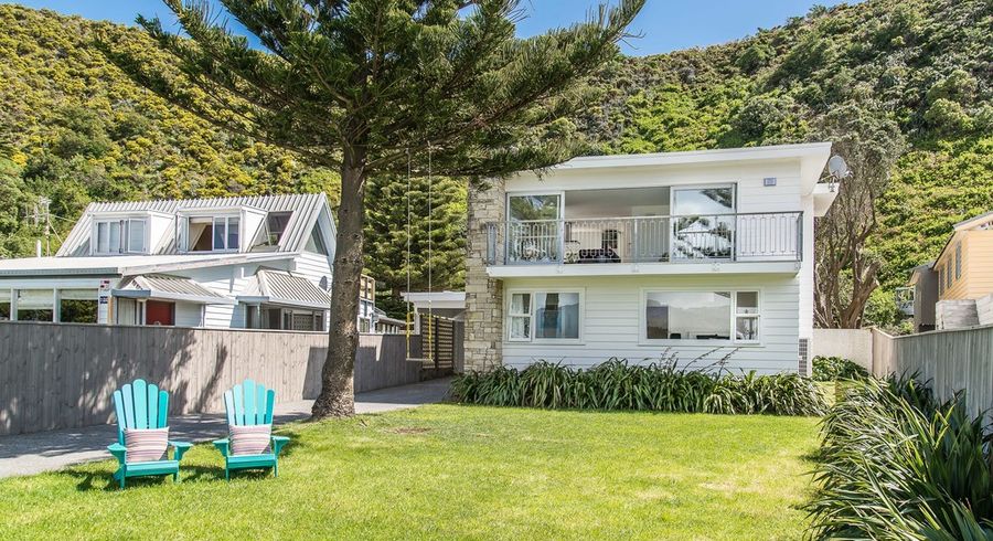  at 185 Breaker Bay Road, Breaker Bay, Wellington
