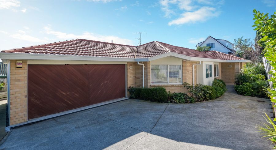  at 2/732 Chapel Road, Dannemora, Auckland