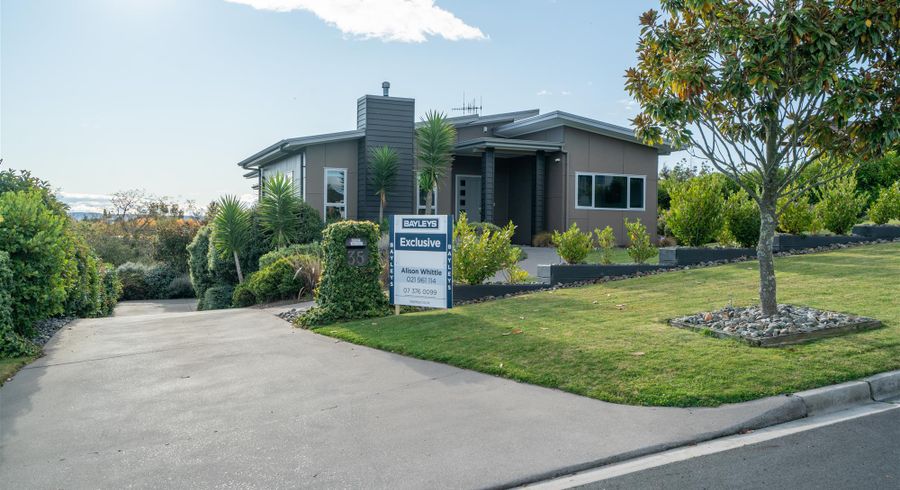  at 35 Magnolia Rise, Waipahihi, Taupo