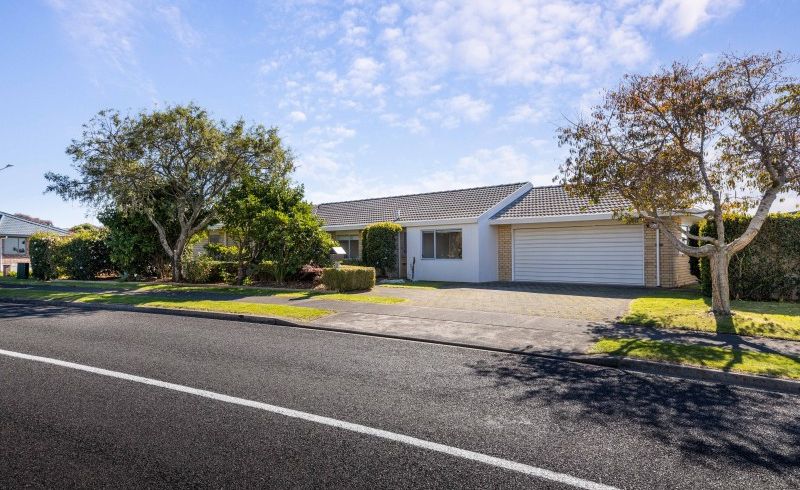  at 9 Ashmore Drive, Frankleigh Park, New Plymouth