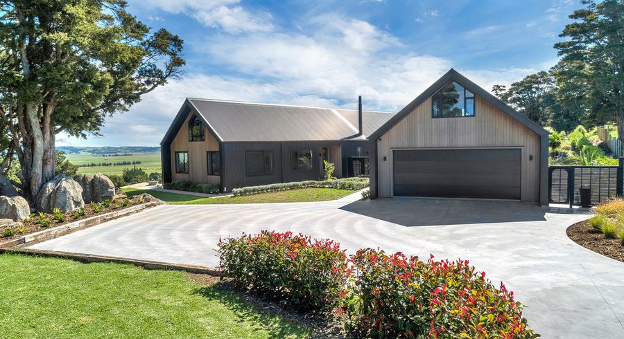  at 307 Apotu Road, Kamo