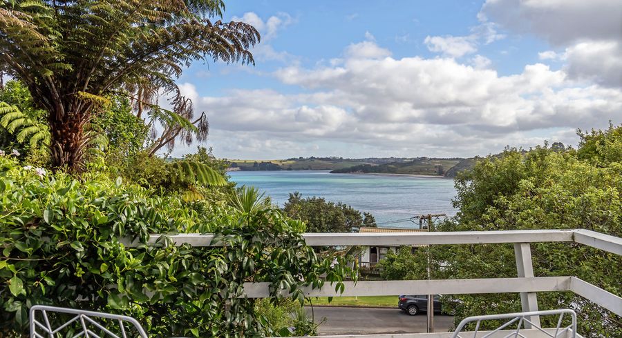 at 207 Wade River Road, Wade Heads, Whangaparaoa