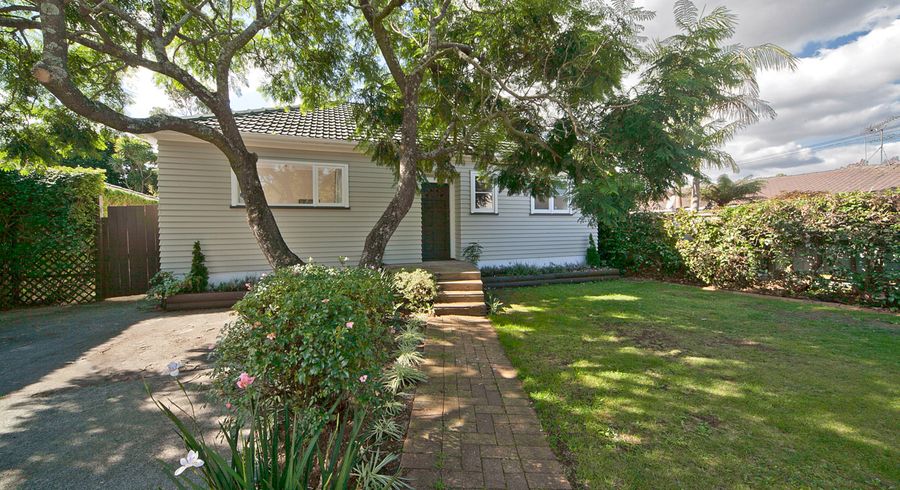 at 3 Moata Road, One Tree Hill, Auckland