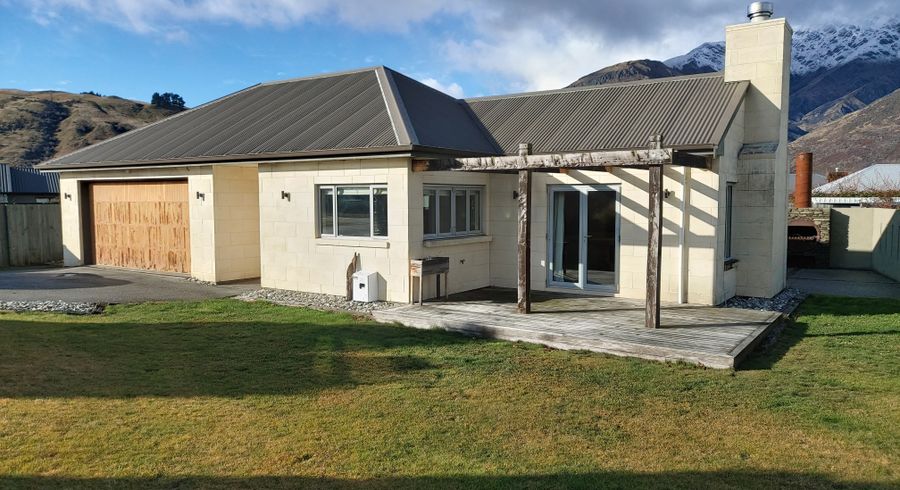  at 6 Erskine Street, Lake Hayes, Queenstown