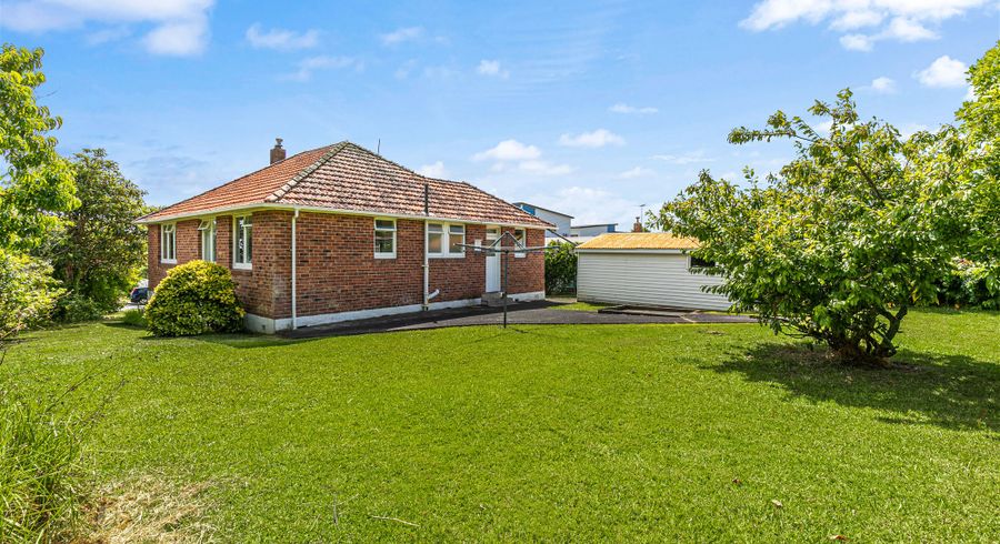  at 2 Marion Avenue, Mount Roskill, Auckland