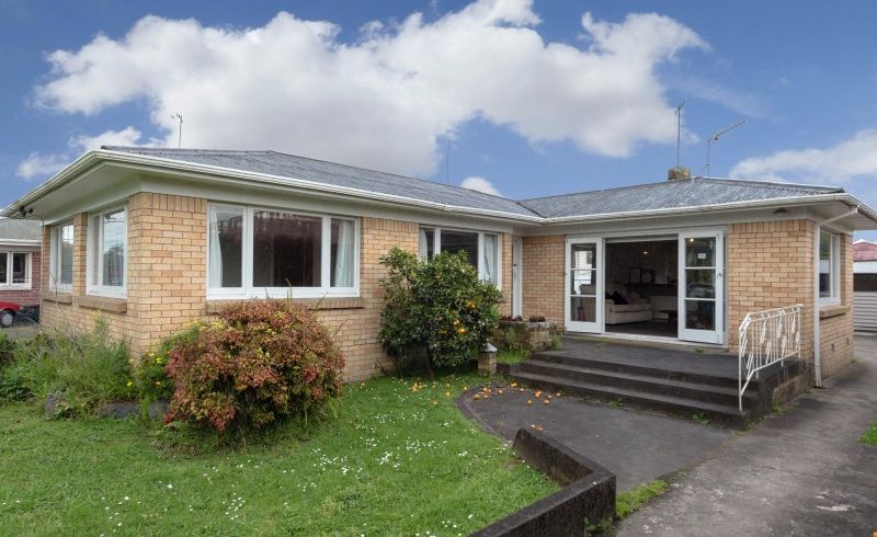  at 111 Knighton Road, Hillcrest, Hamilton
