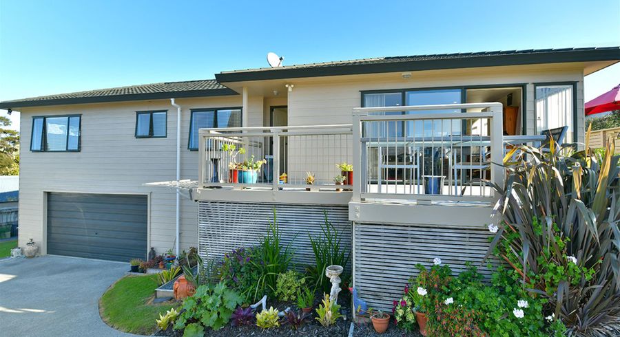  at 43 Athol Place, Algies Bay, Warkworth