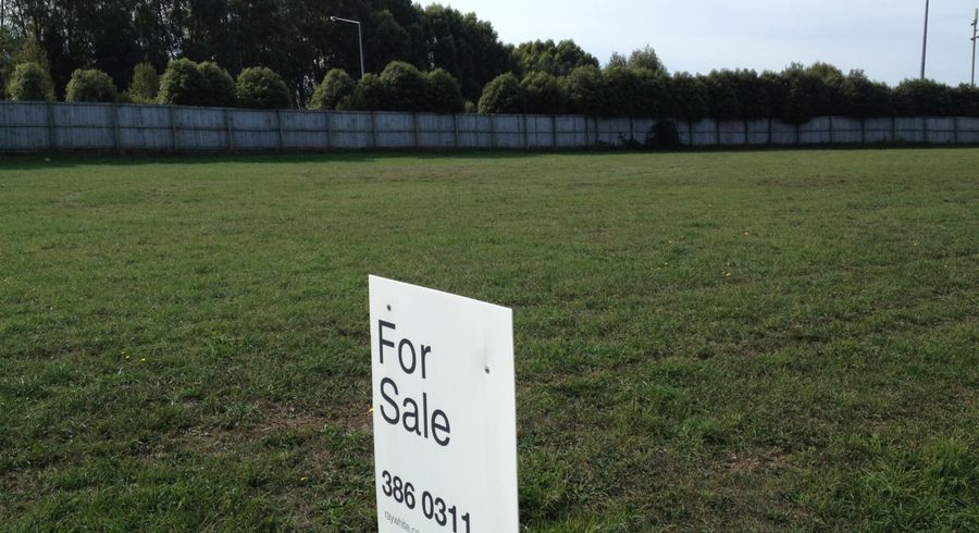  at 5 Queenswood Gardens, Mairehau, Christchurch