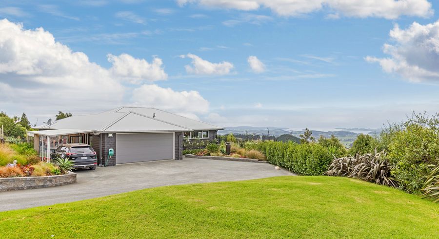  at 185 Govan Wilson Road, Whangaripo