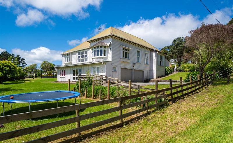  at 12 Mildon Road, Waitākere, Auckland