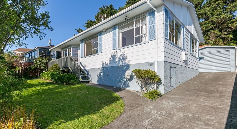  at 148 Mark Avenue, Grenada Village, Wellington