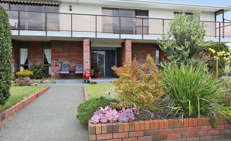 at 2 Thurley Place, Bay View, Napier