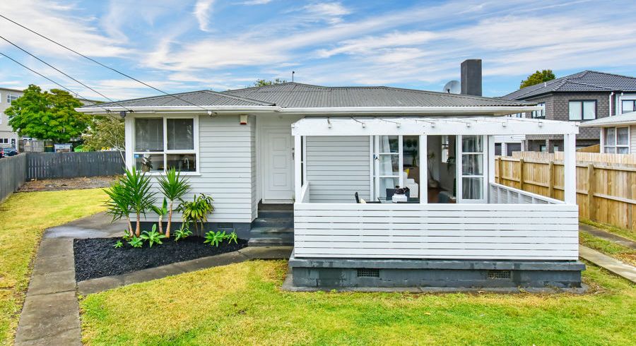  at 19 Hardie Street, Mangere East, Auckland
