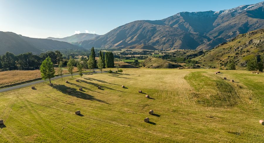  at 7 Baird Lane, Lake Hayes, ARROWTOWN