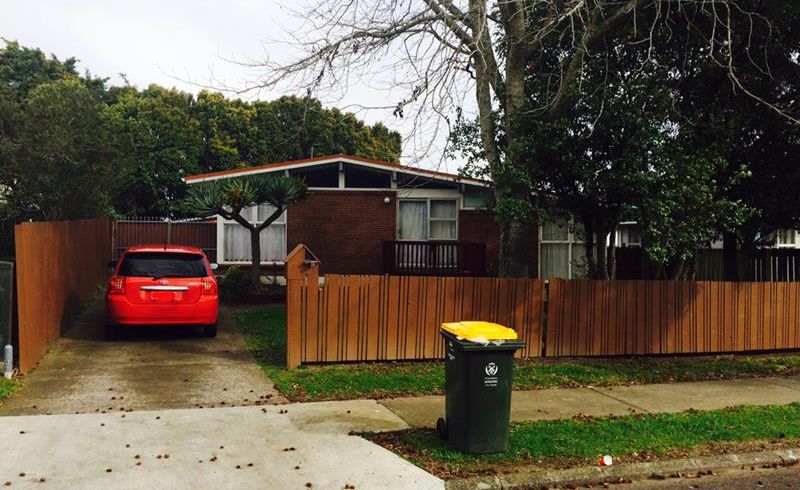  at 11 Zelda Avenue, Clover Park, Auckland