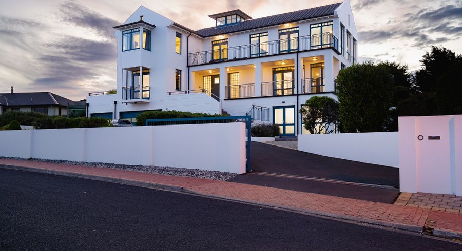  at 6 Highgrove, Saint Clair, Dunedin