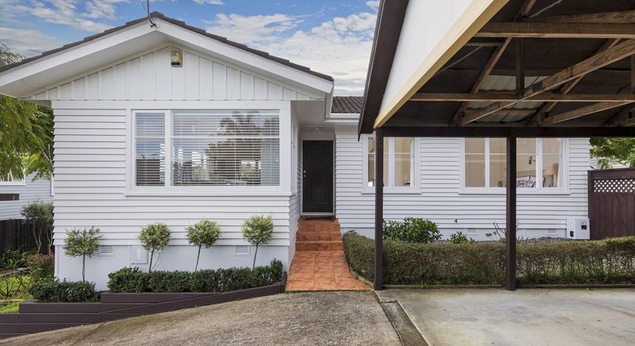 at 156 Gowing Drive, Meadowbank, Auckland