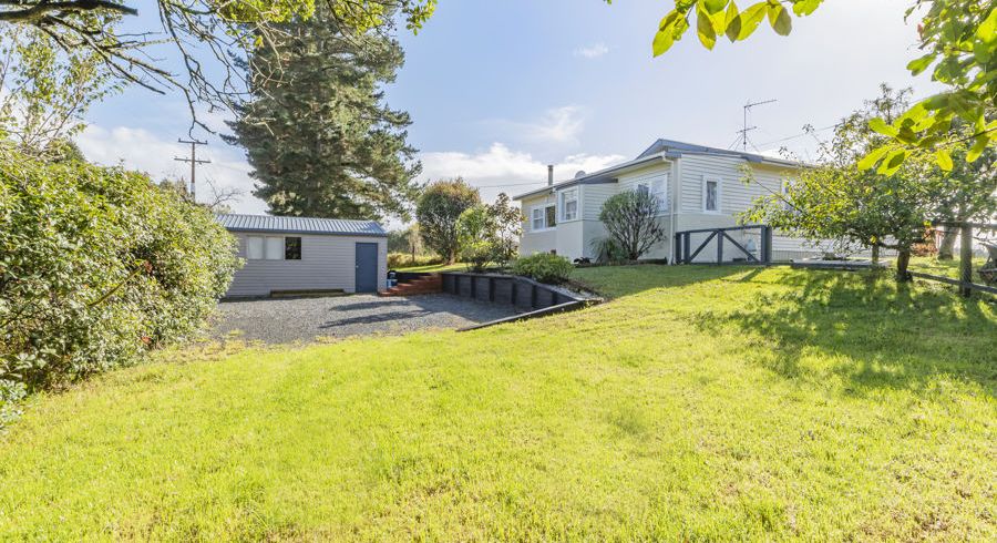 at 812 Kingseat Road, Kingseat