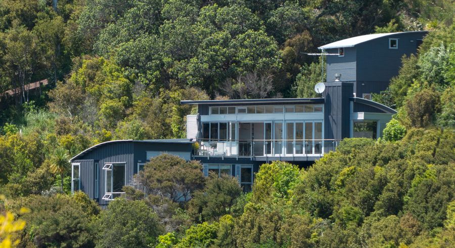  at 25 Queens Drive, Oneroa, Waiheke Island