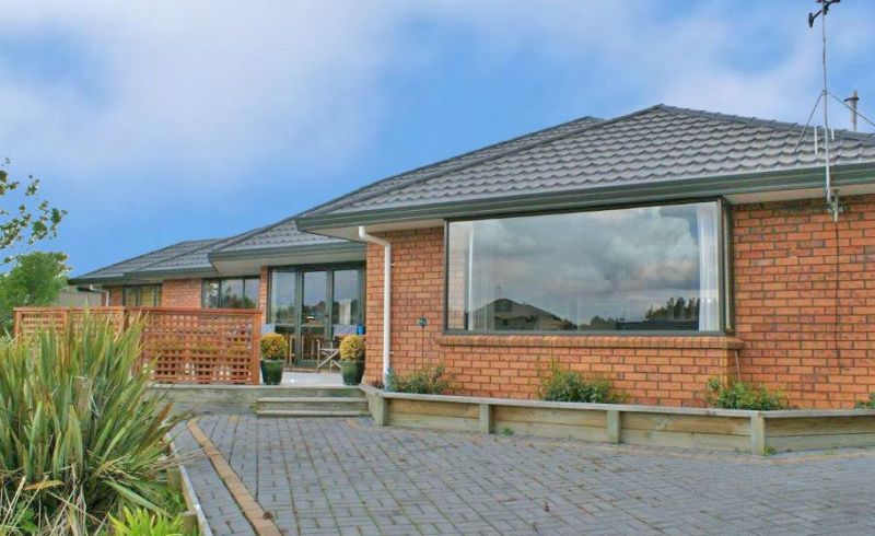  at 197 Ruapehu Drive, Fitzherbert, Palmerston North