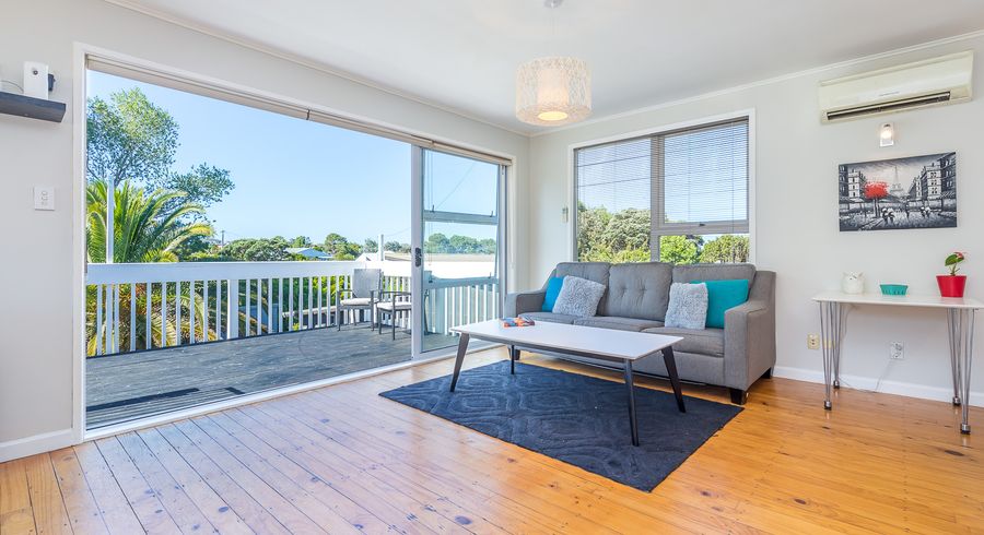  at 79 Glamorgan Drive, Torbay, Auckland