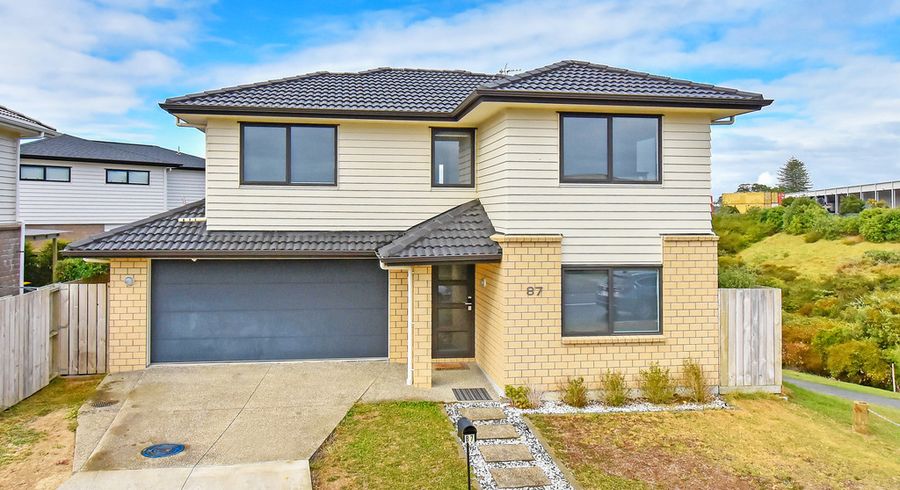  at 87 Naylors Drive, Mangere, Auckland