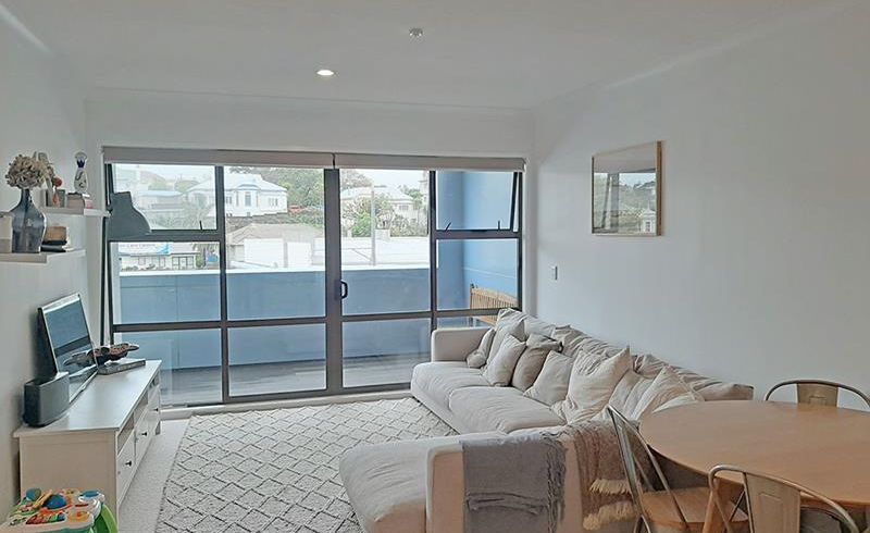  at 212/3 Morningside Drive, St Lukes, Auckland