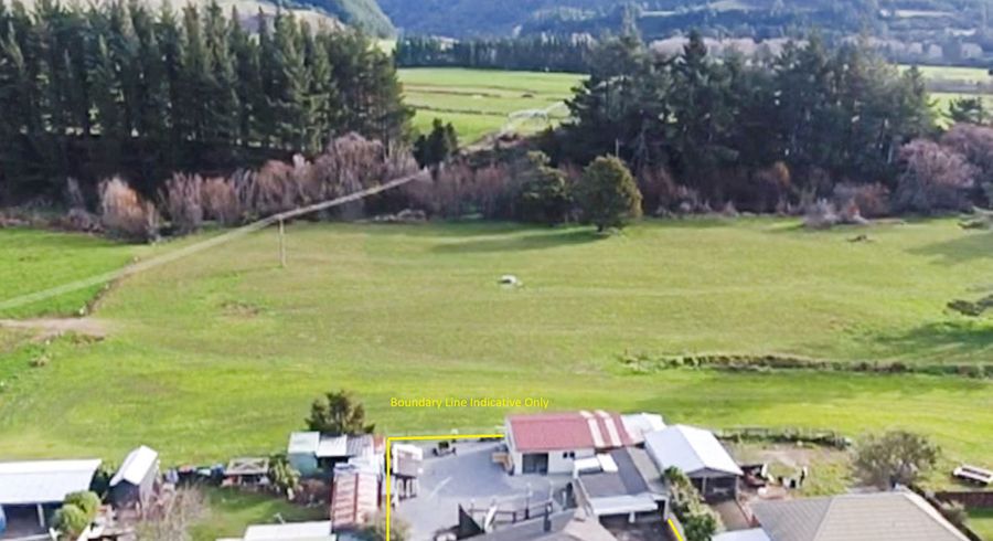  at 8 Harwood Place, Upper Takaka