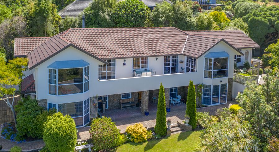  at 6 Lachie Griffen Rise, Governors Bay