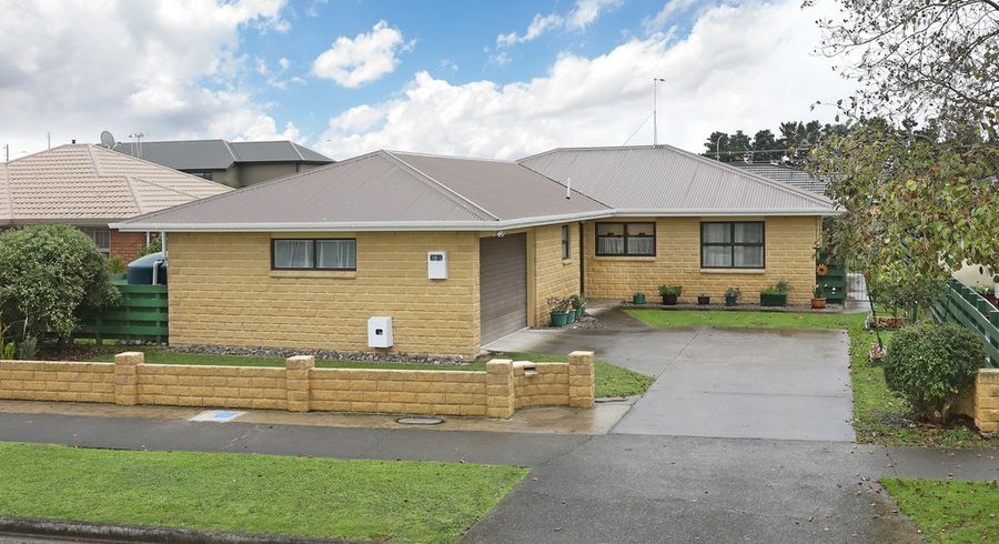  at 28 Parnell Heights Drive, Kelvin Grove, Palmerston North