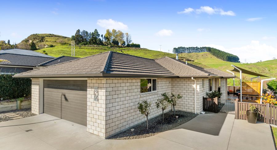  at 240 Ballintoy Park Drive, Welcome Bay, Tauranga
