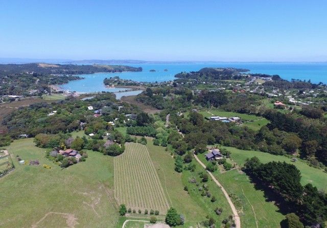  at 113 Wilma Road, Ostend, Waiheke Island