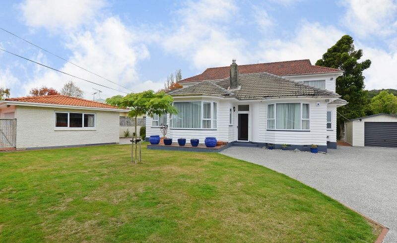  at 25 Heretaunga Square, Silverstream, Upper Hutt