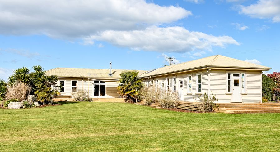  at 87 Old Mill Road, Brooklyn