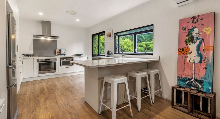  at 2/40 Robbies Road, Shelly Park, Auckland