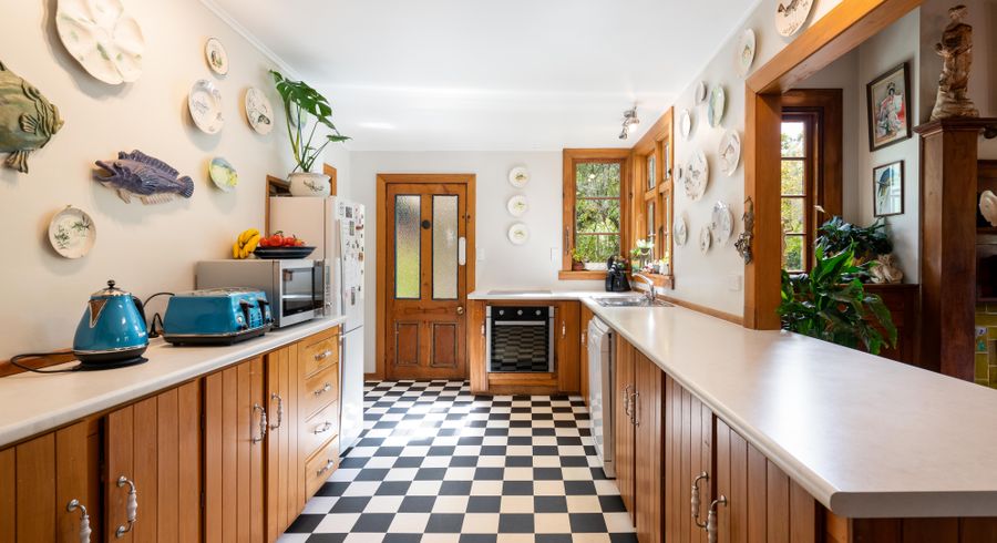  at 1 Kilgour Street, Roseneath, Dunedin