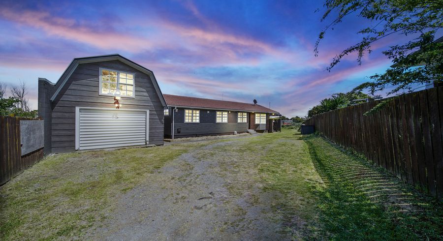  at 51 Ashgrove Road, Mangere, Auckland