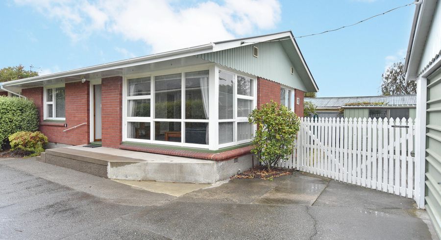  at 381B Main North Road, Redwood, Christchurch