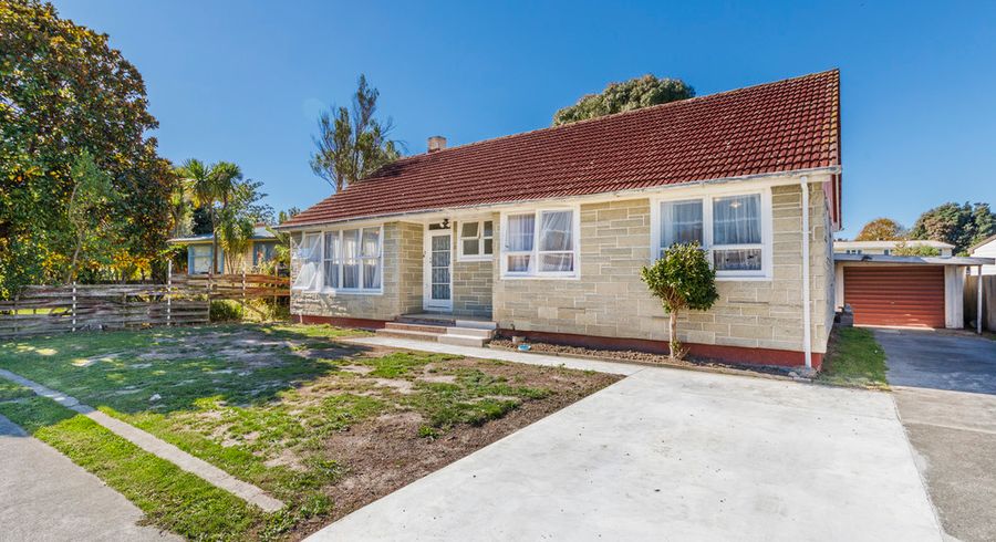  at 4 Jackson Avenue, Highbury, Palmerston North