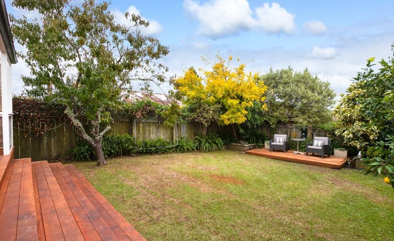  at 54 Dignan Street, Point Chevalier, Auckland