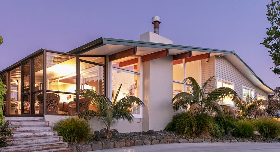  at 129 Point View Drive, East Tamaki Heights, Auckland