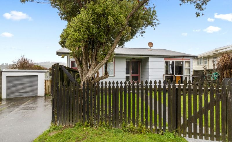  at 8 Yemen Place, Ascot Park, Porirua